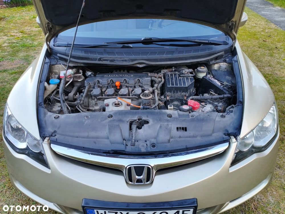 Honda Civic 1.8 Comfort - 12