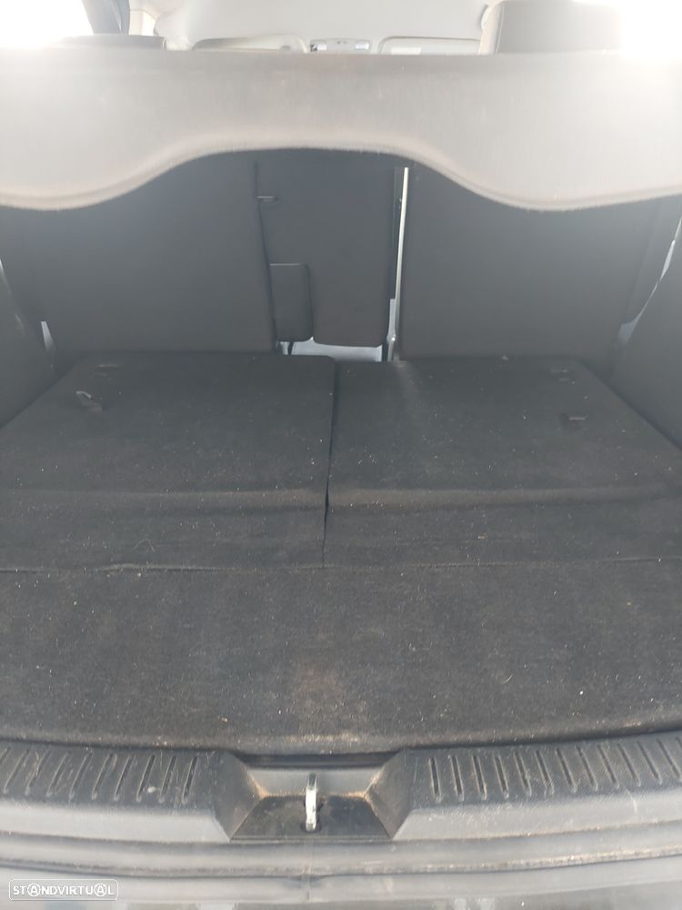 Mazda 5 MZR-CD 2.0 Sport - 13