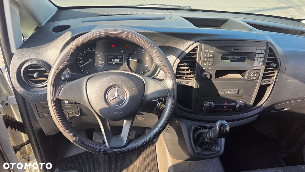 Mercedes-Benz VITO - 15