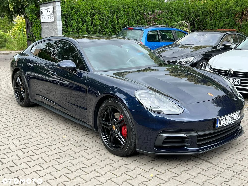 Porsche Panamera 4 - 13