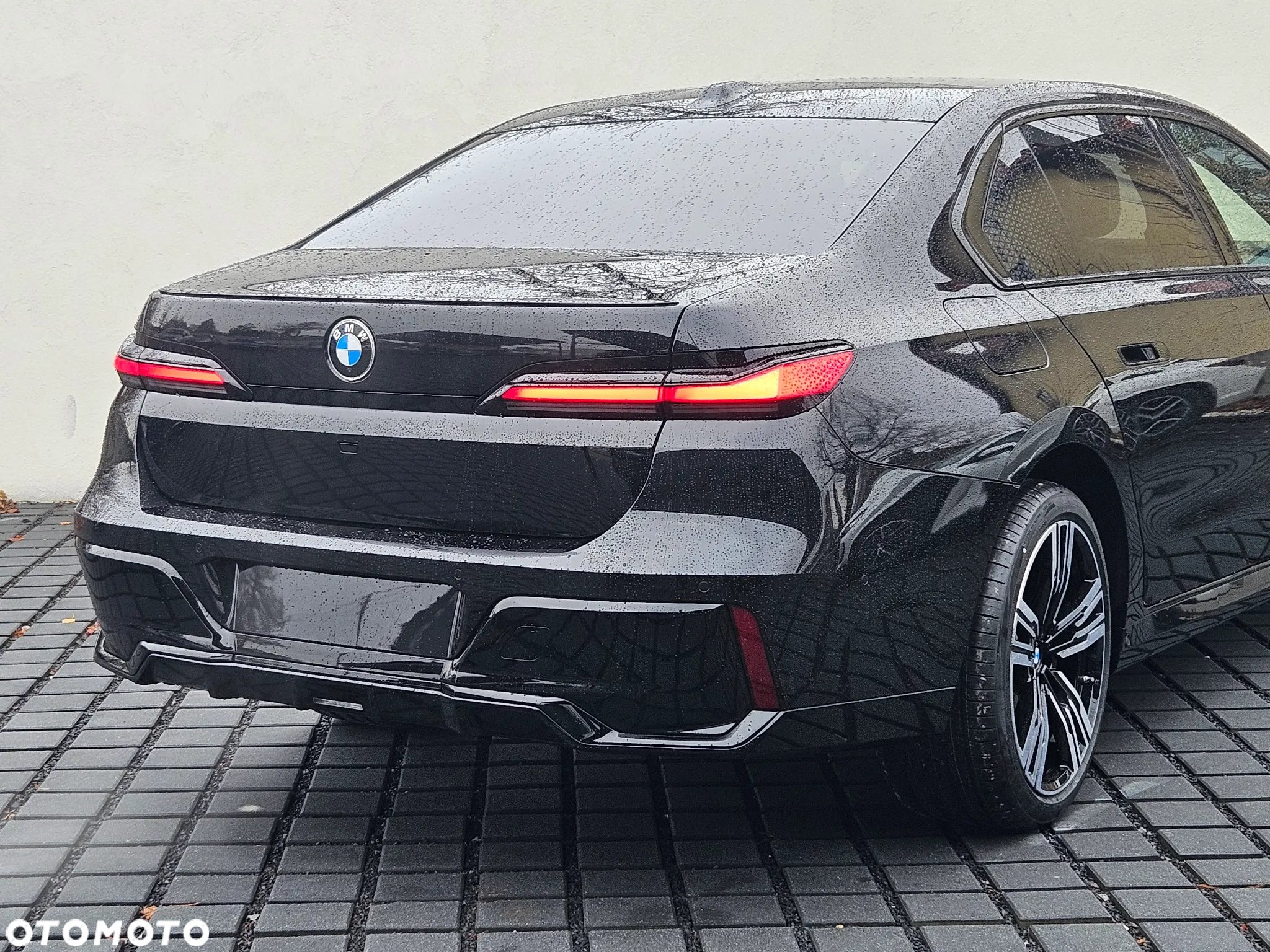 BMW Seria 7 - 8
