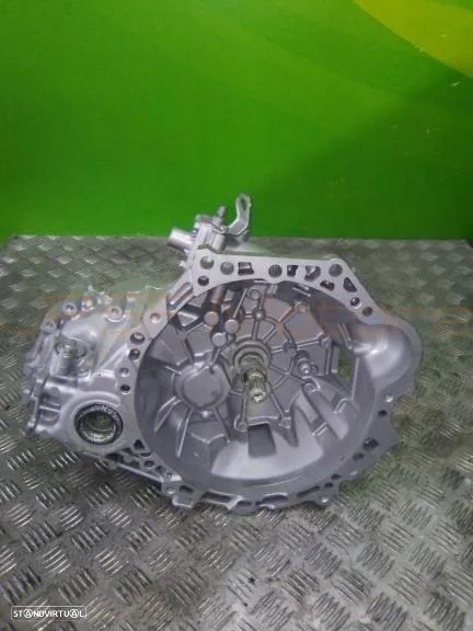 Caixa de Velocidades RECONDICIONADA Toyota Corolla 1.6 VVTI 30300 - 1