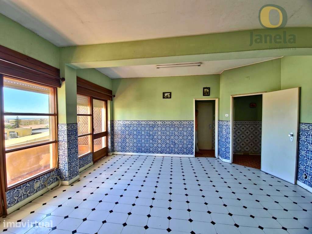 Apartamento na Avenida 5 de Outubro, com vistas mar e cidade - Grande imagem: 4/14