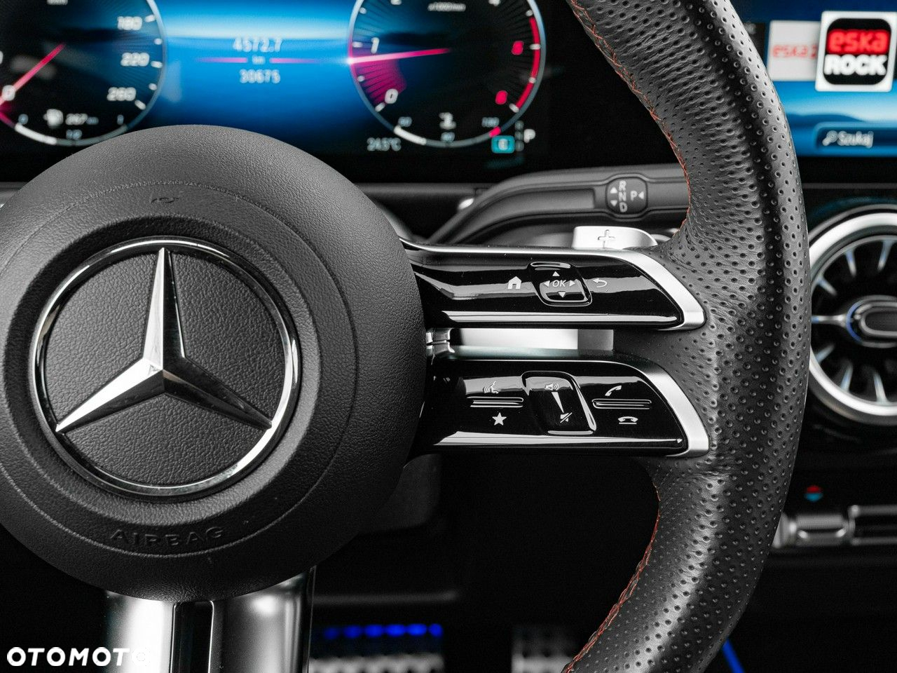 Mercedes-Benz GLB 200 d 4-Matic AMG Line 8G-DCT - 20
