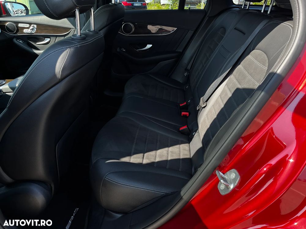 Mercedes-Benz GLC 300 4MATIC MHEV - 12
