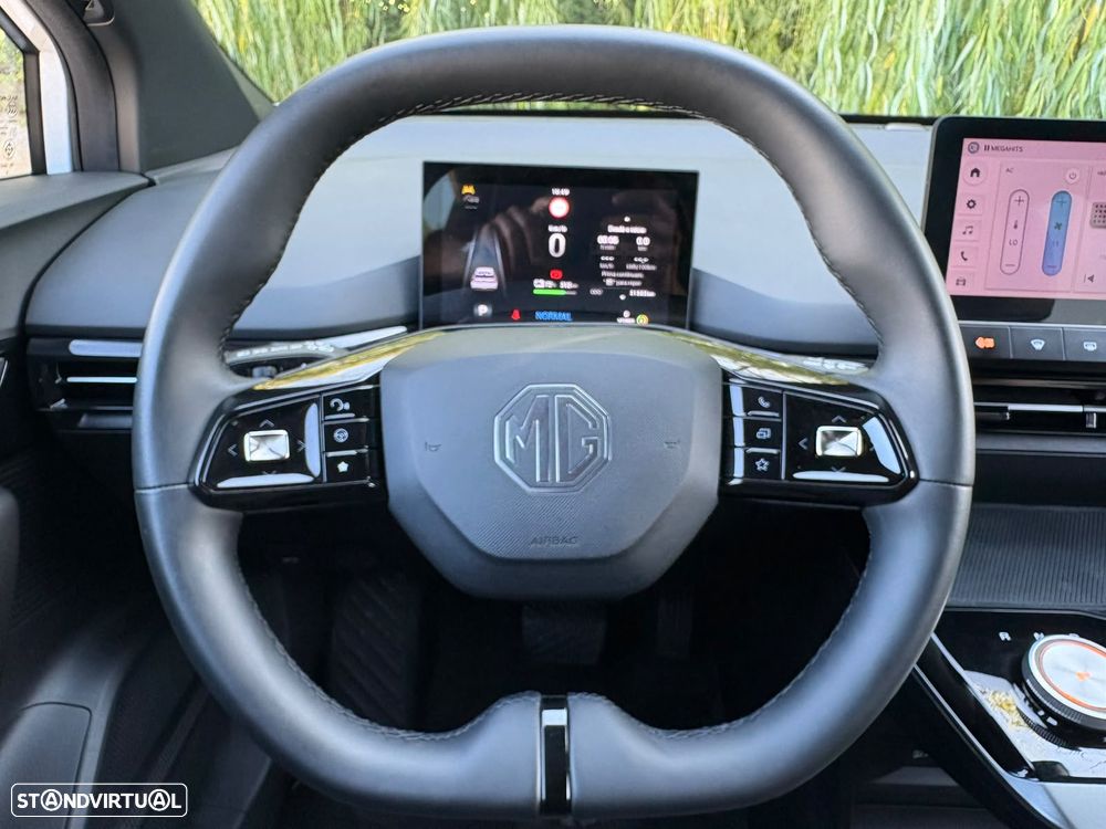 MG MG4 64 kWh Comfort - 16