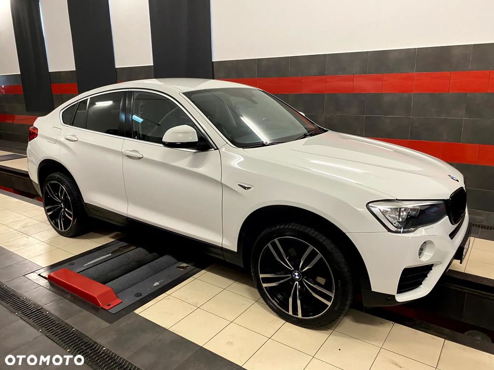 BMW X4 xDrive20d xLine - 6