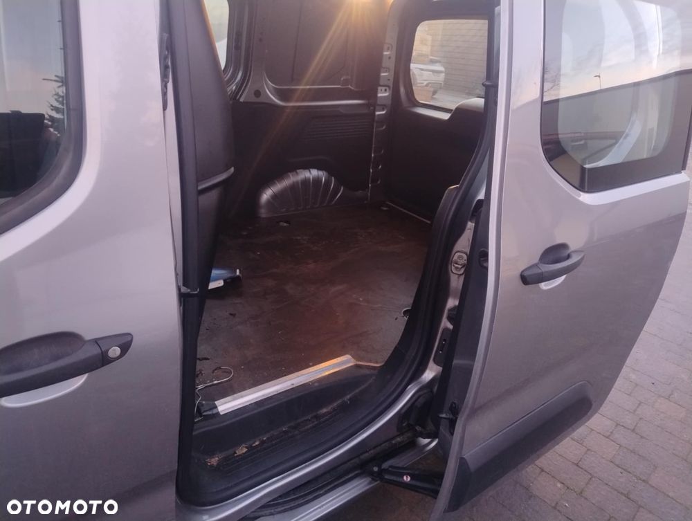 Peugeot Partner - 10