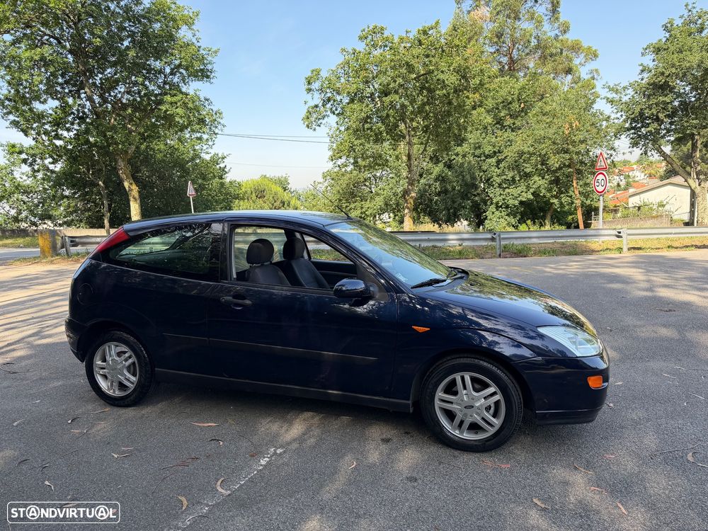Ford Focus 1.8 TDdi Trend - 10