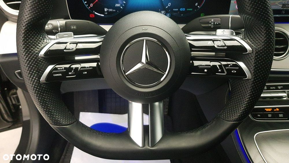 Mercedes-Benz Klasa E - 23