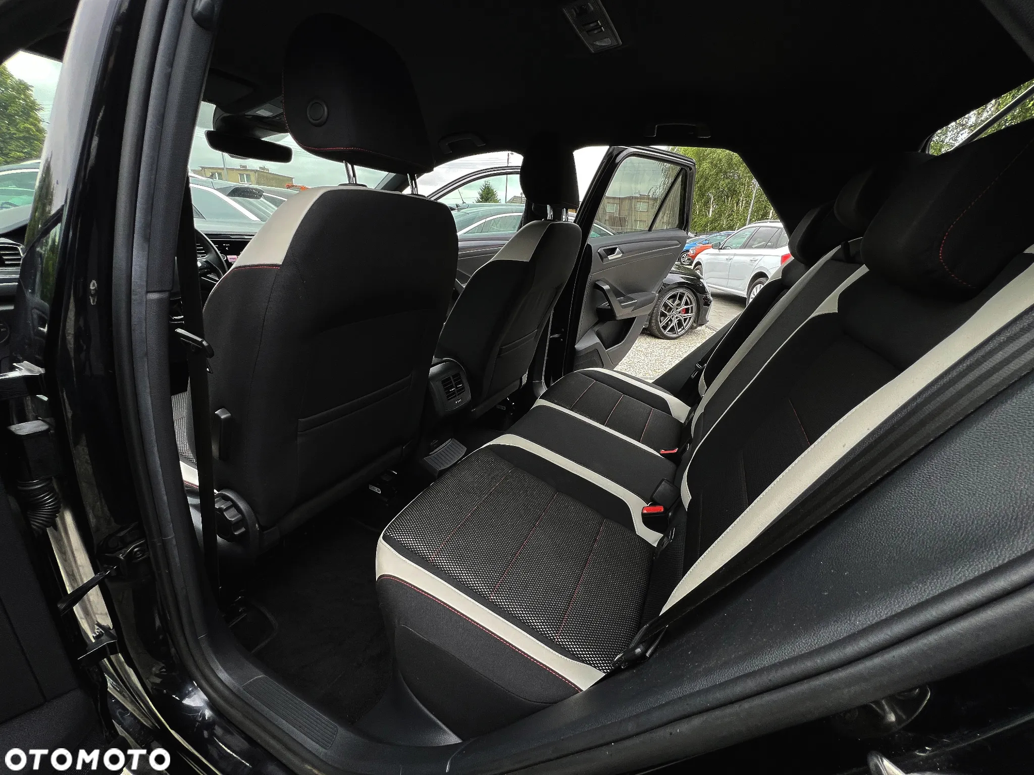 Volkswagen T-Roc 2.0 TSI 4Motion DSG Sport - 36