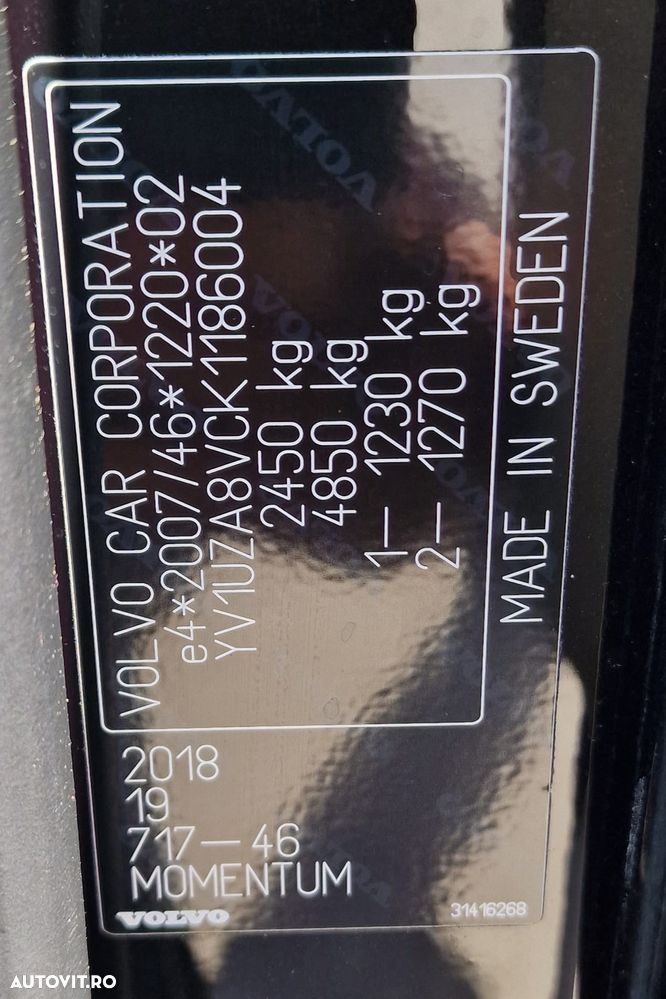 Volvo XC 60 D4 AWD Geartronic Momentum - 11