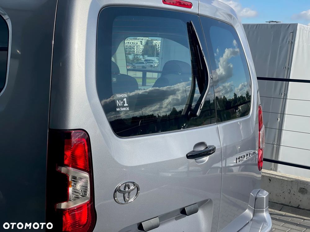 Toyota Proace City Verso Long 1.5 D-4D Business - 12