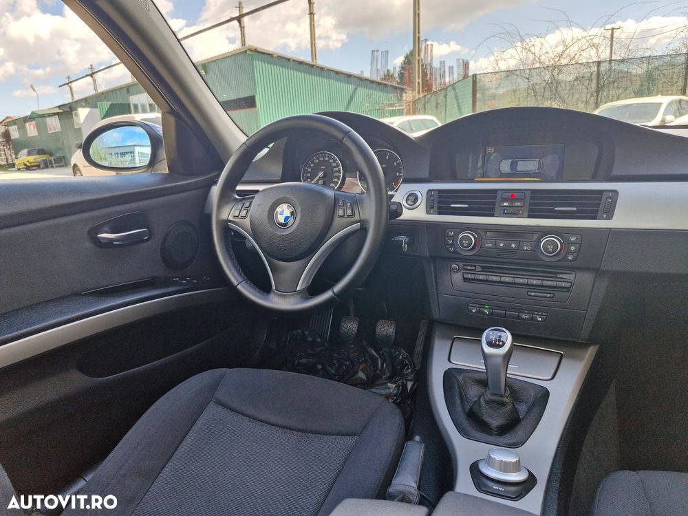 BMW Seria 3 318i Edition Lifestyle - 11