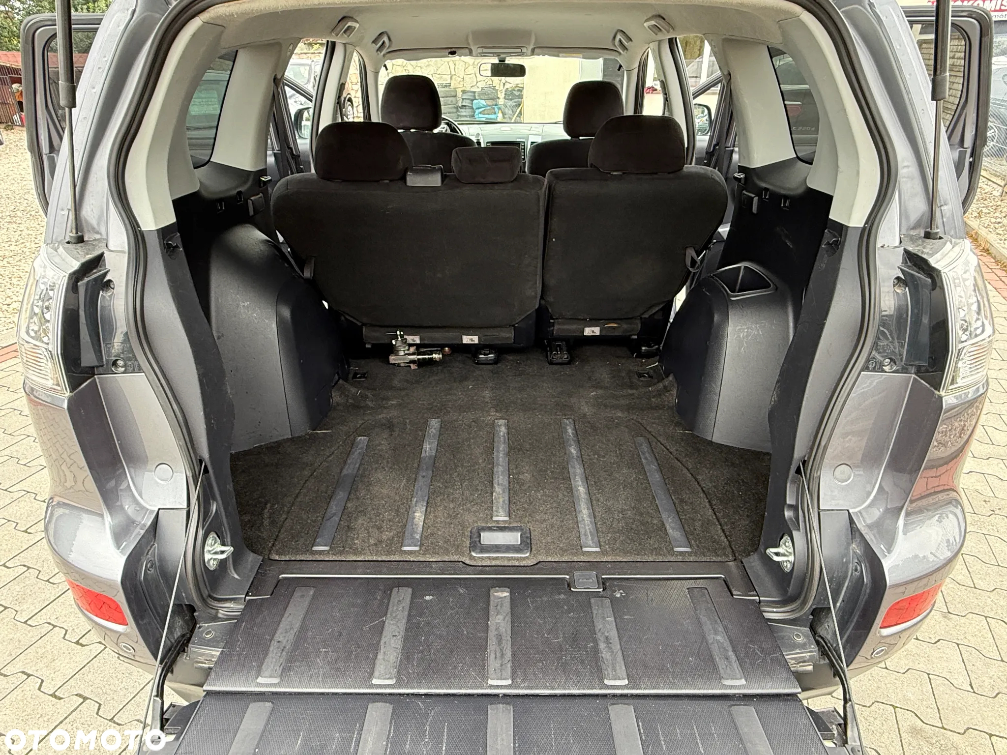 Mitsubishi Outlander 2.4 Intense + - 33
