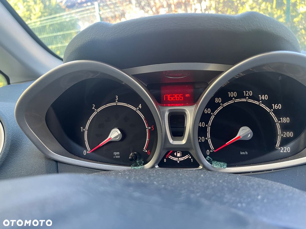 Ford Fiesta 1.6 TDCi Gold X - 10