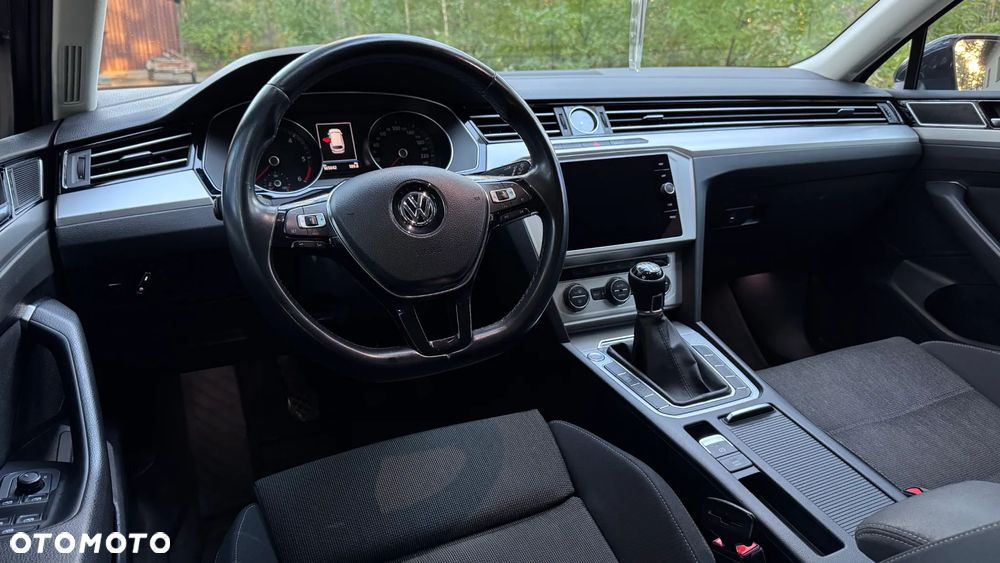 Volkswagen Passat 2.0 TDI BMT Comfortline - 6