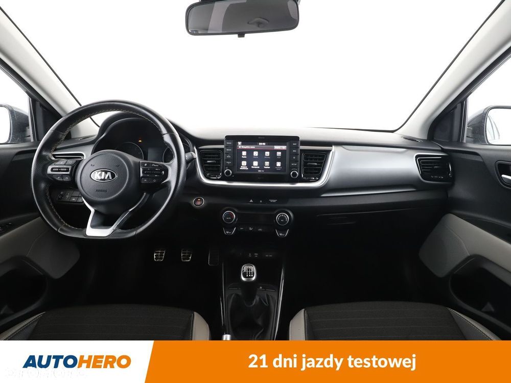 Kia Stonic - 12