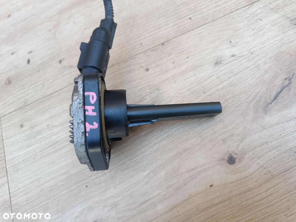 VOLKSWAGEN AUDI SKODA SEAT CZUJNIK POZIOMU OLEJU 06E907660 - 2