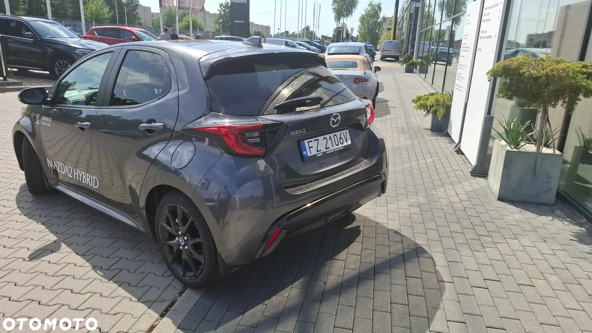 Mazda 2 - 3