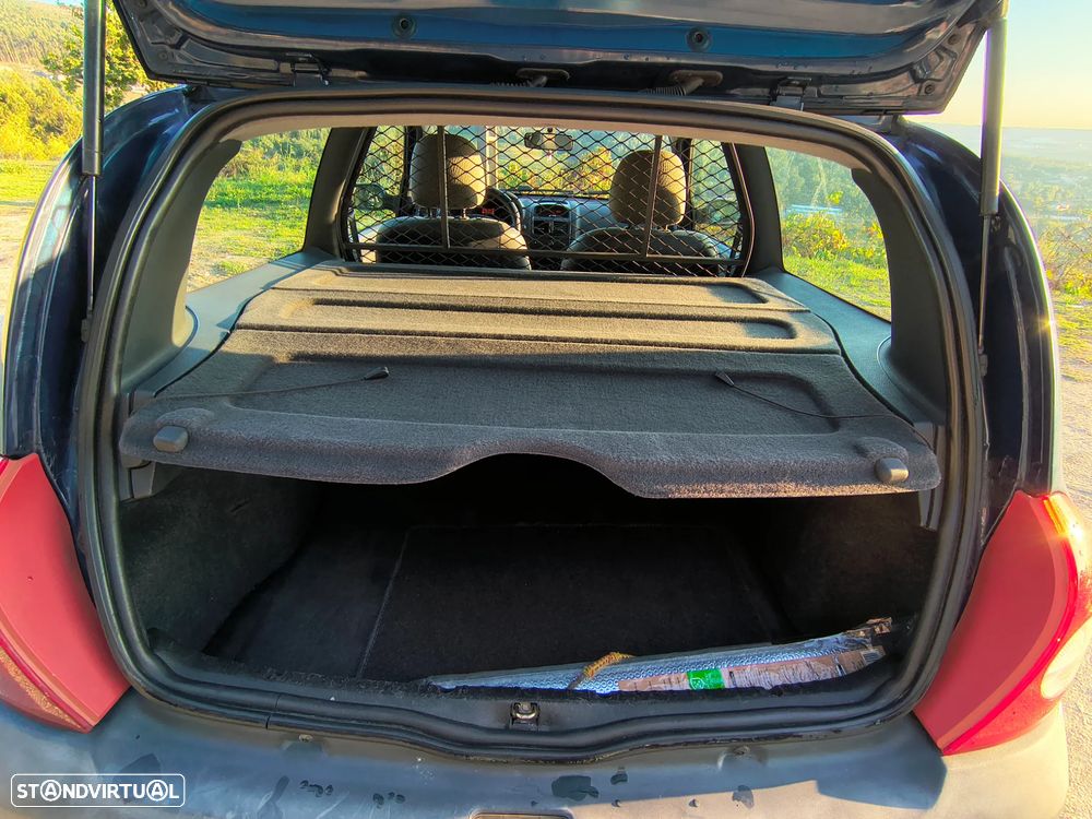 Renault Clio 1.5 dCi Confort Authentique - 10