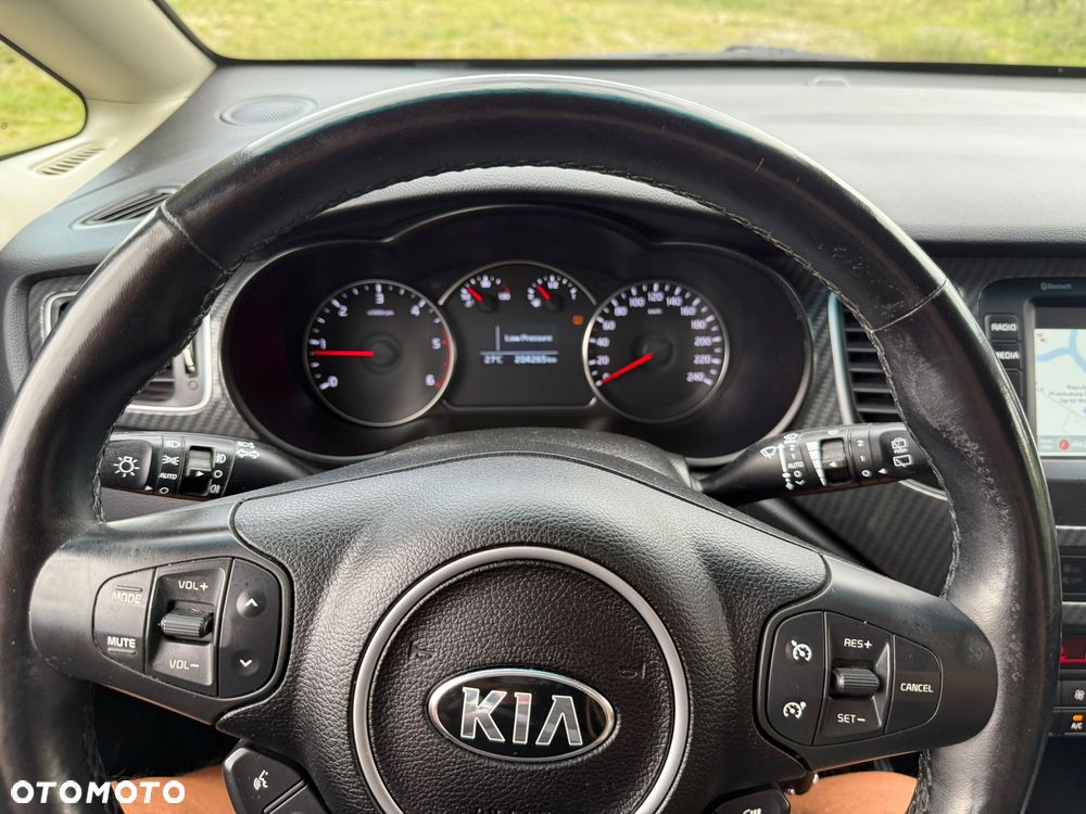 Kia Carens 1.7 CRDi M 7os - 30