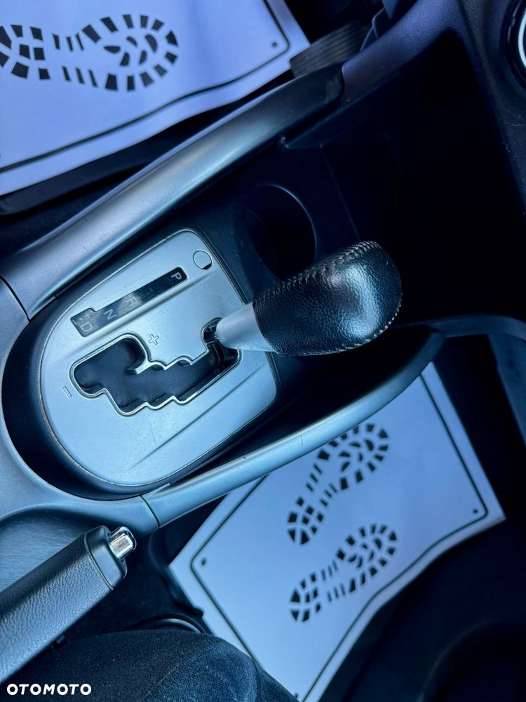 Mitsubishi Outlander - 18
