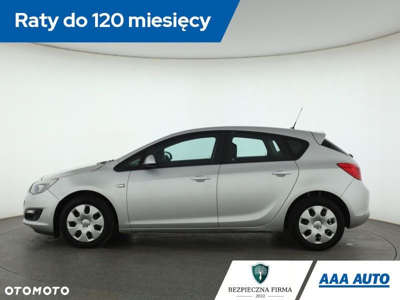 Opel Astra - 4