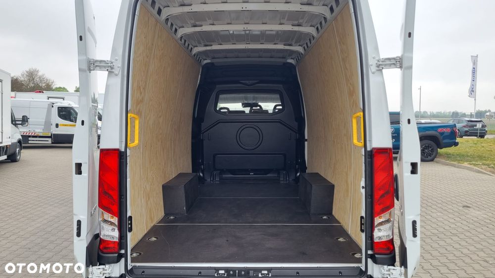 Iveco Daily / Pewny partner w biznesie ! - 14