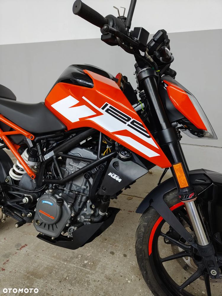 KTM Duke 125 - 12