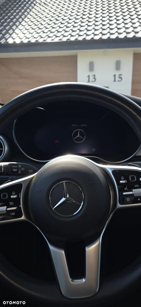 Mercedes-Benz GLC 200 d 4-Matic Business Edition - 2