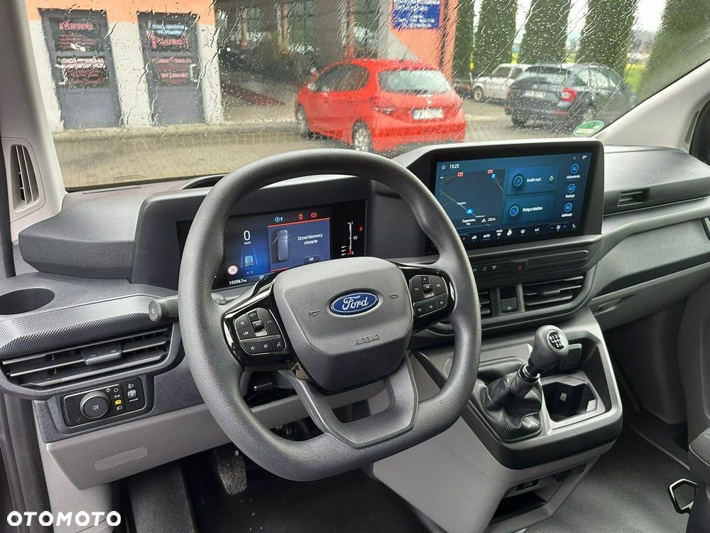 Ford Transit Custom - 13