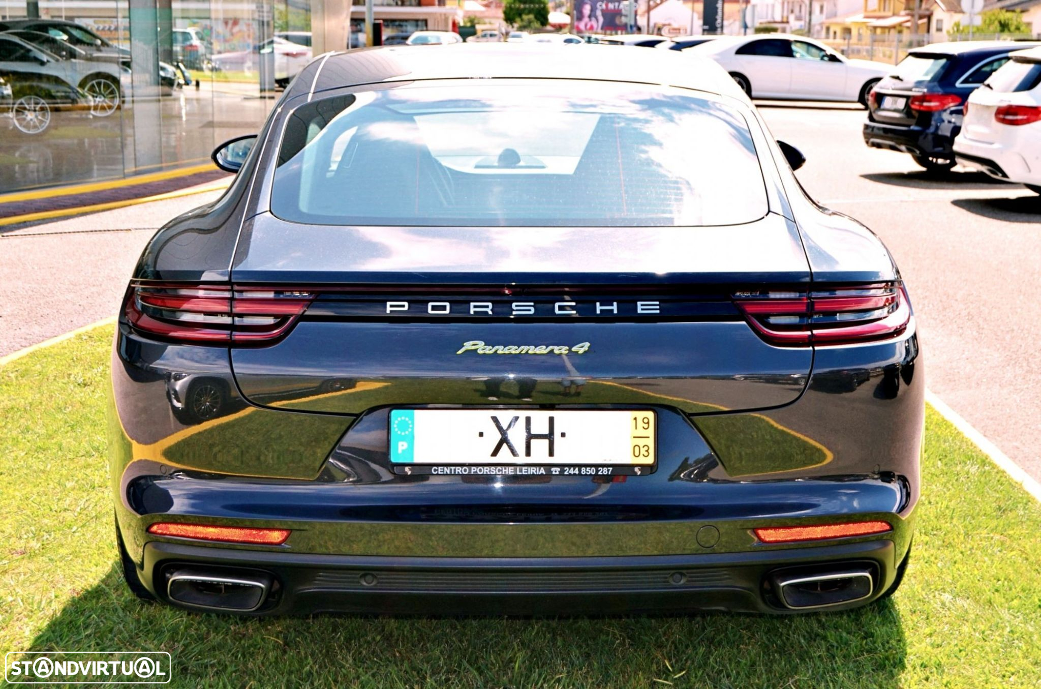 Porsche Panamera 4 E-Hybrid - 43