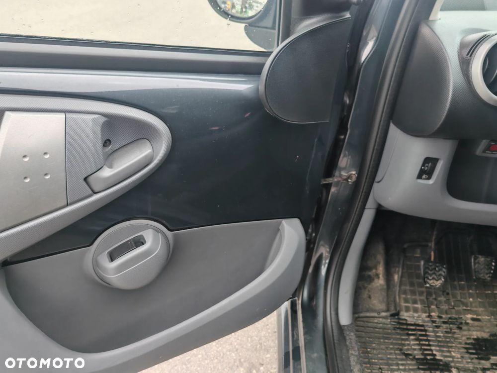 Toyota Aygo 1.0 VVT-i Sol - 11