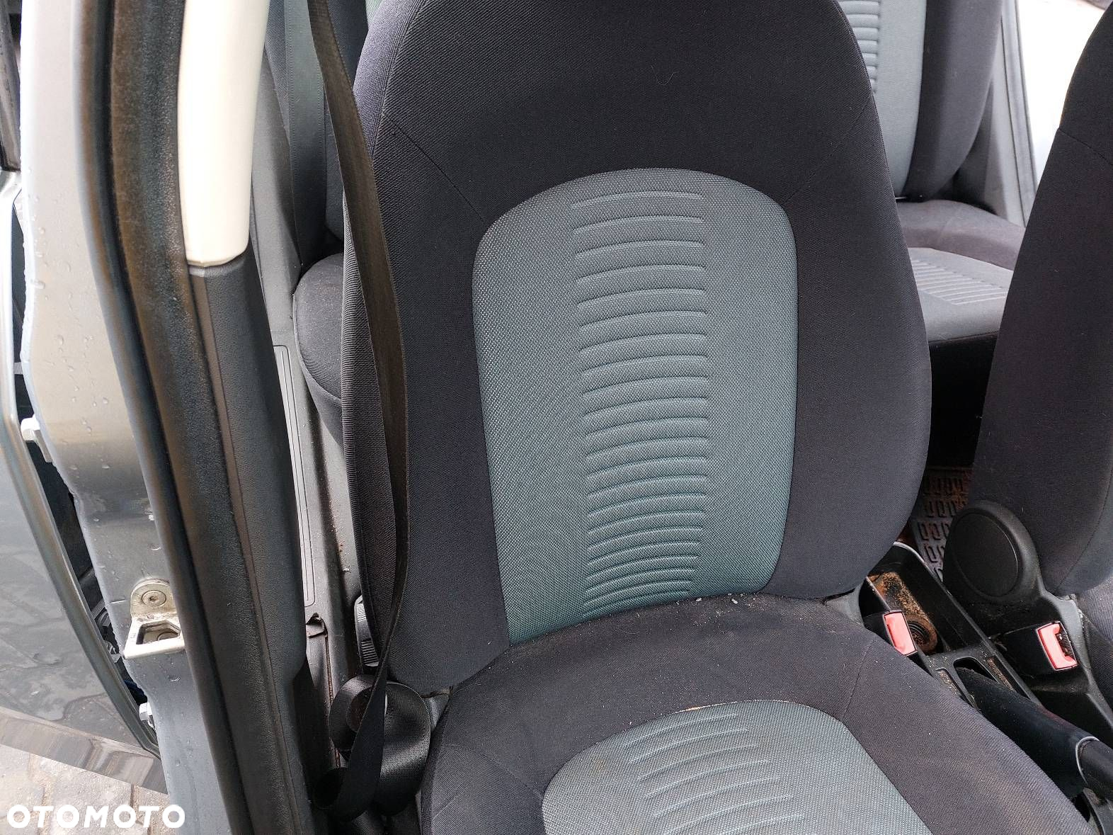 FOTELE KOMPLET LEWY PRAWY KANAPA TYŁ + BOCZKI FIAT GRANDE PUNTO I 5D - 2
