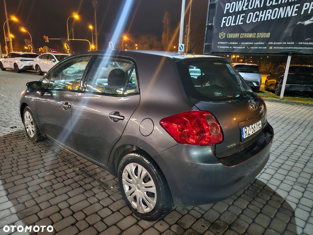 Toyota Auris 1.4 D-4D Premium + EU5 MM - 3