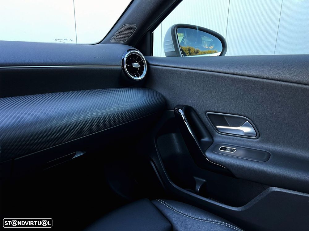 Mercedes-Benz A 180 Limousine d Business Solutions Aut. - 45