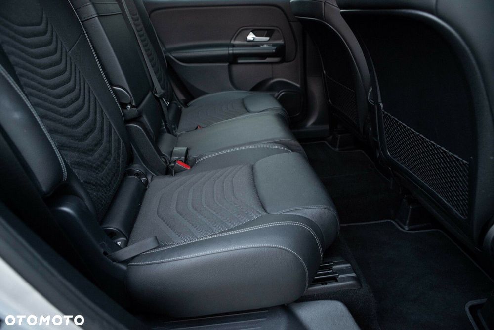 Mercedes-Benz GLB 180 Progressive 7G-DCT - 28