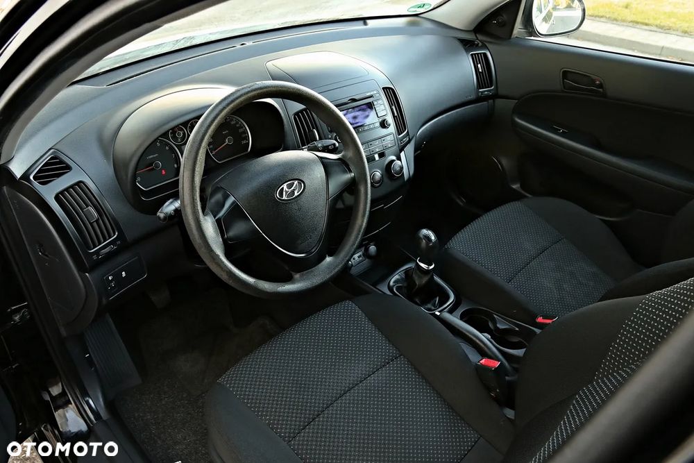 Hyundai i30 1.4 Base - 8
