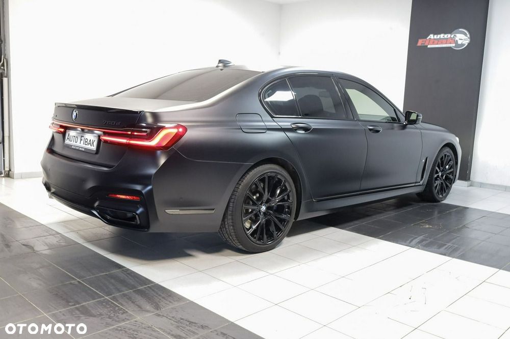 BMW Seria 7 - 9
