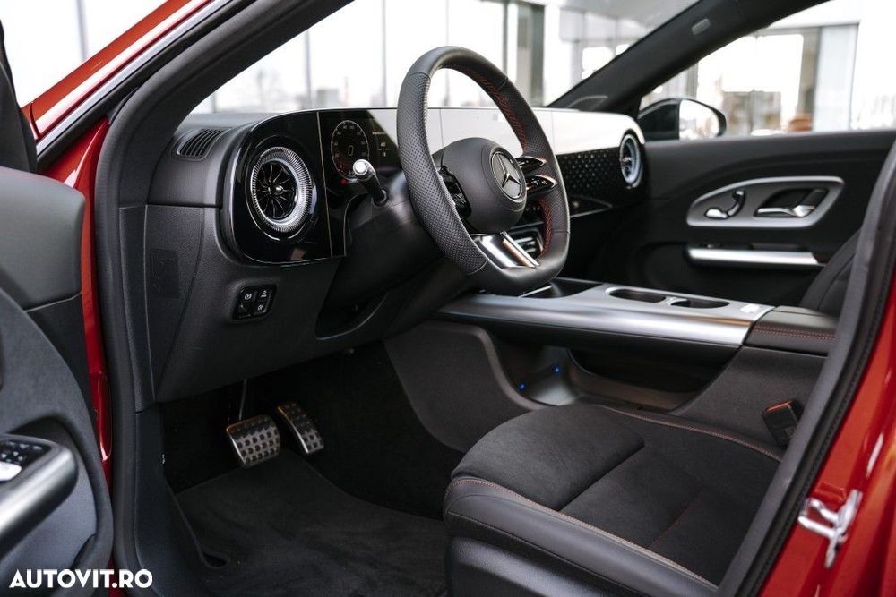 Mercedes-Benz CLA 250+ Coupe - 17