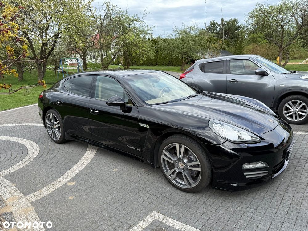 Porsche Panamera 4 PDK - 13