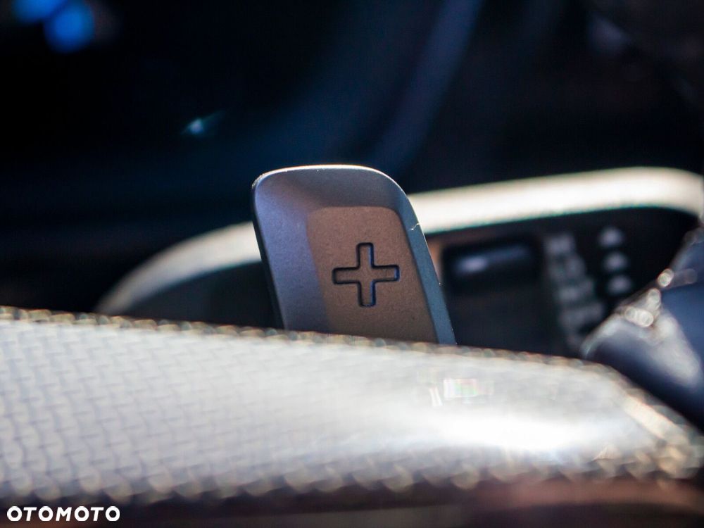 Porsche Cayenne GTS - 18