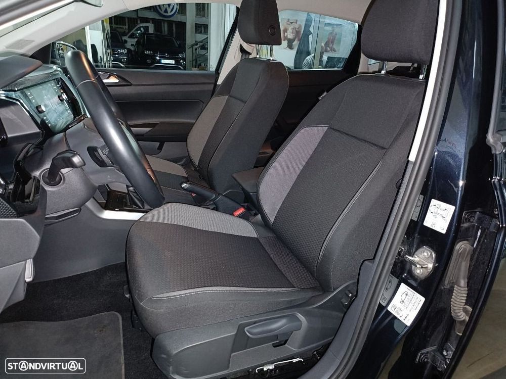 VW Polo 1.0 TSI Urban DSG - 12