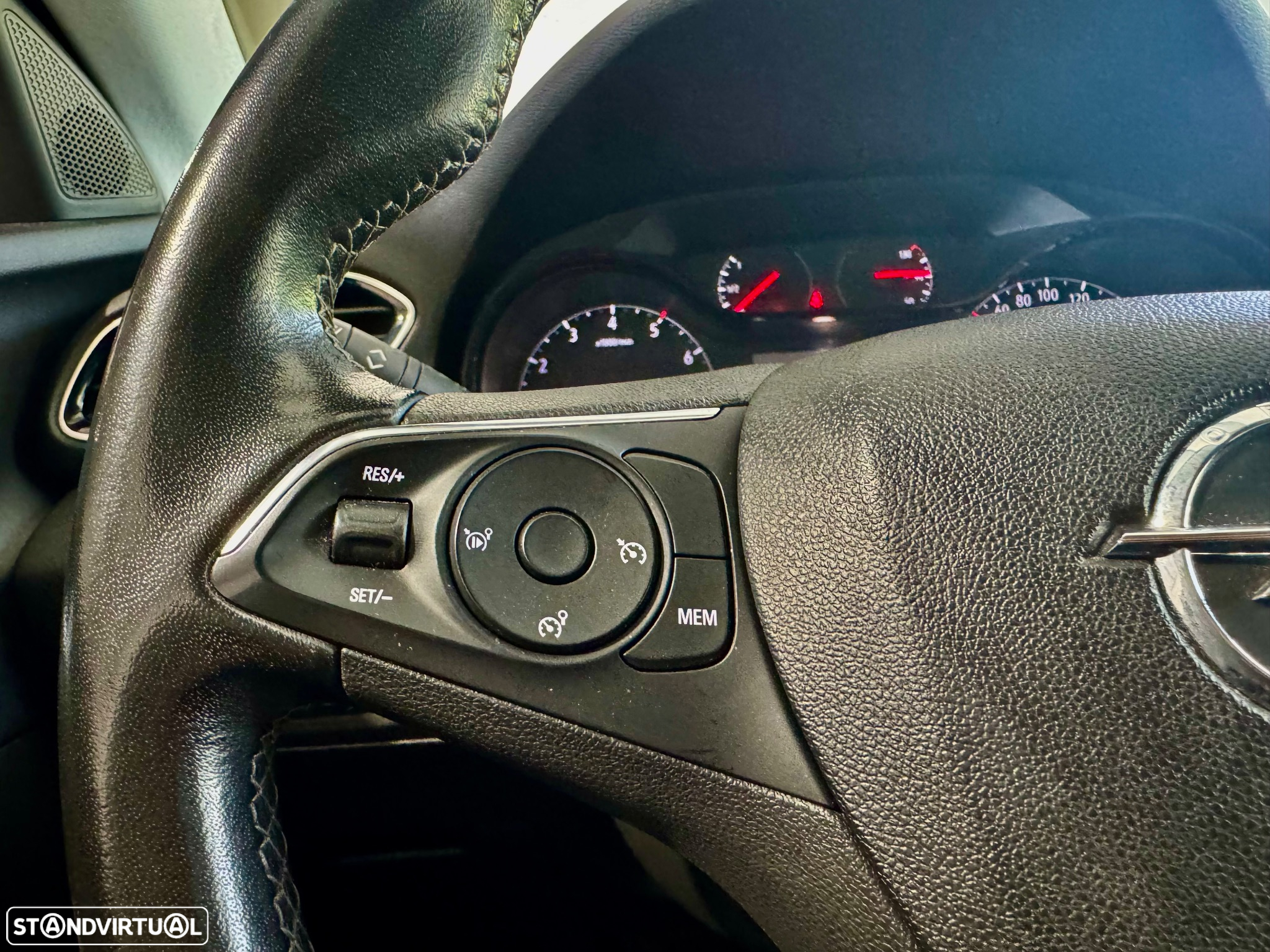 Opel Grandland X 1.5 CDTI Design & Tech - 23
