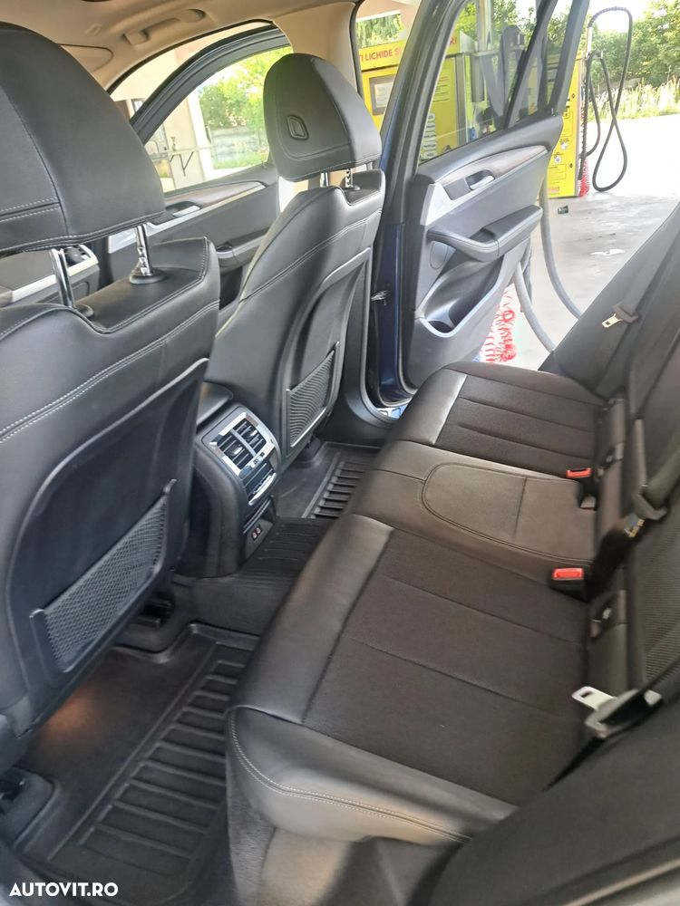 BMW X3 xDrive20d AT xLine - 10