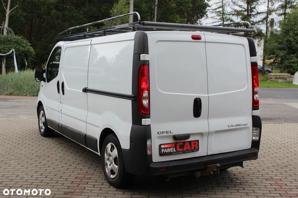 Opel Vivaro - 8