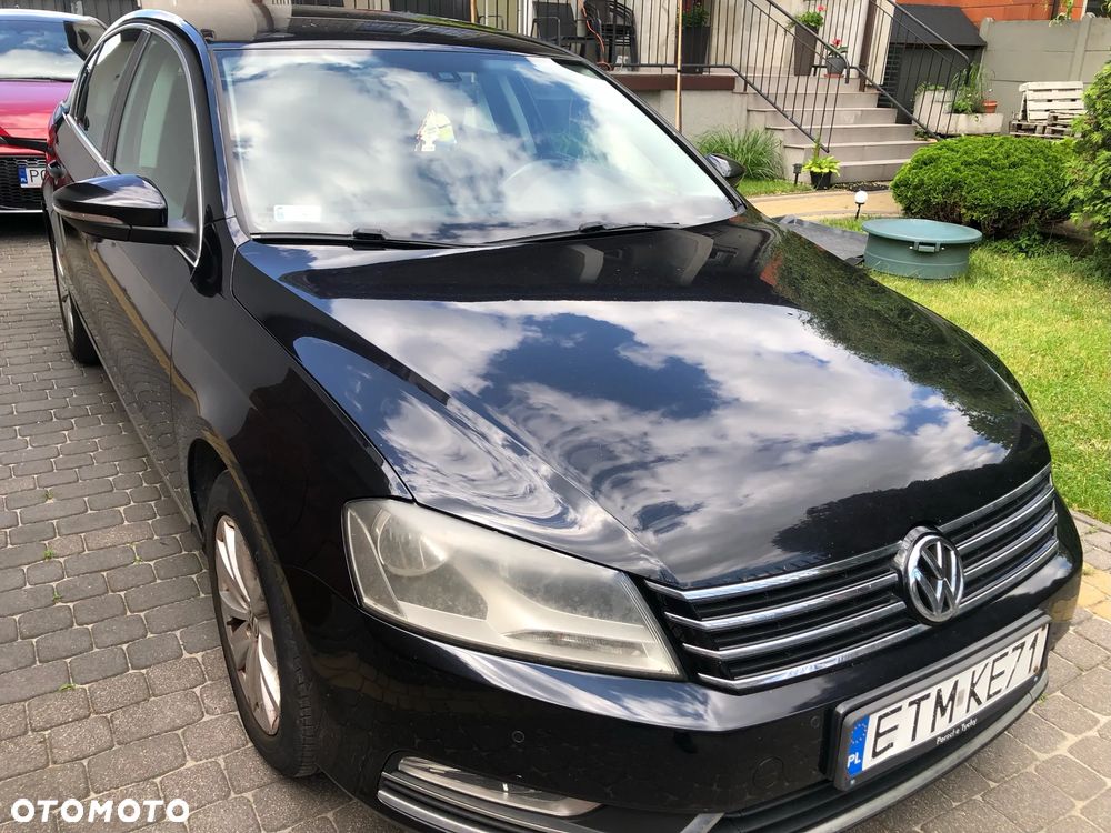 Volkswagen Passat 1.6 TDI BlueMotion Technology Comfortline - 2