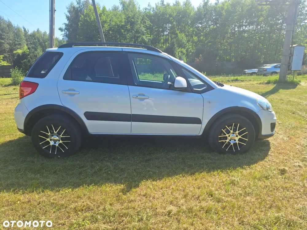 Suzuki SX4 - 8