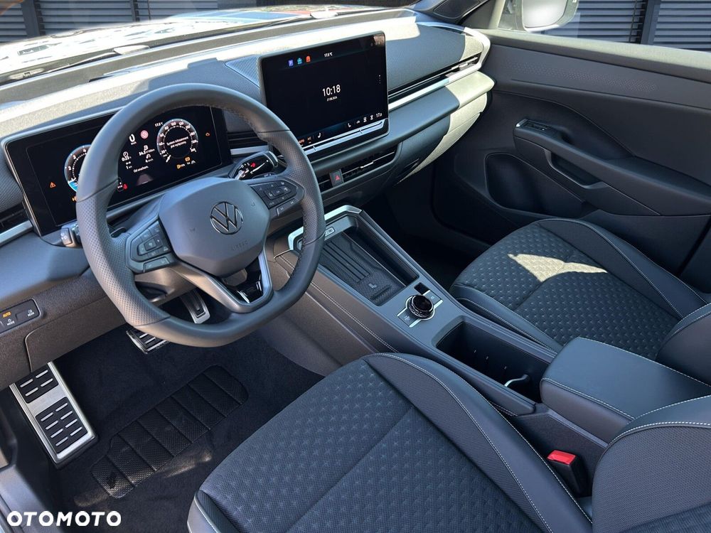 Volkswagen T-Roc 1.5 eTSI R-Line DSG - 6
